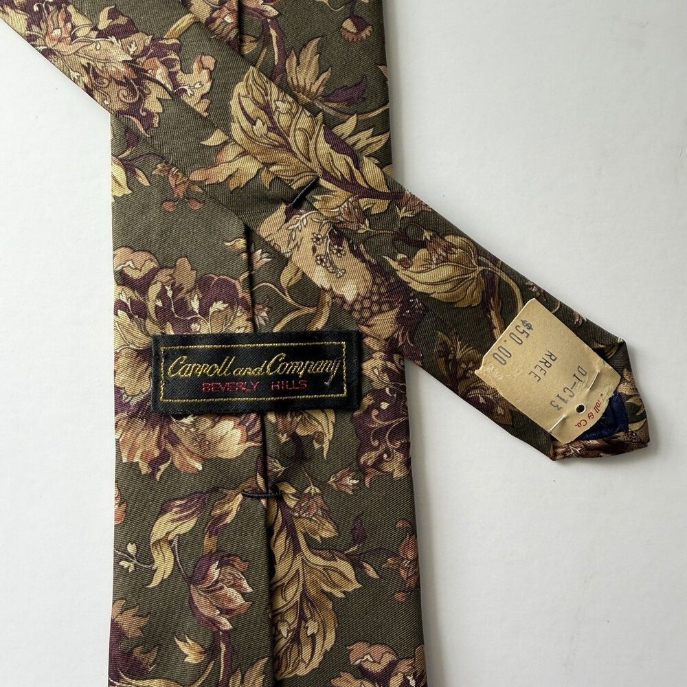 Carroll and Company Beverly Hills Olive Floral Silk Tie 57.5 x 3.5 With Tag